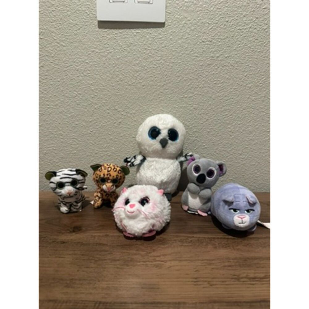 Lot of TY Minnie Plushies - Owl, Zebra, Leopard, & Cats